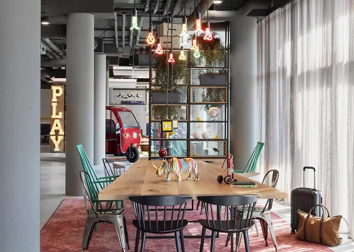 Moxy East Hotel