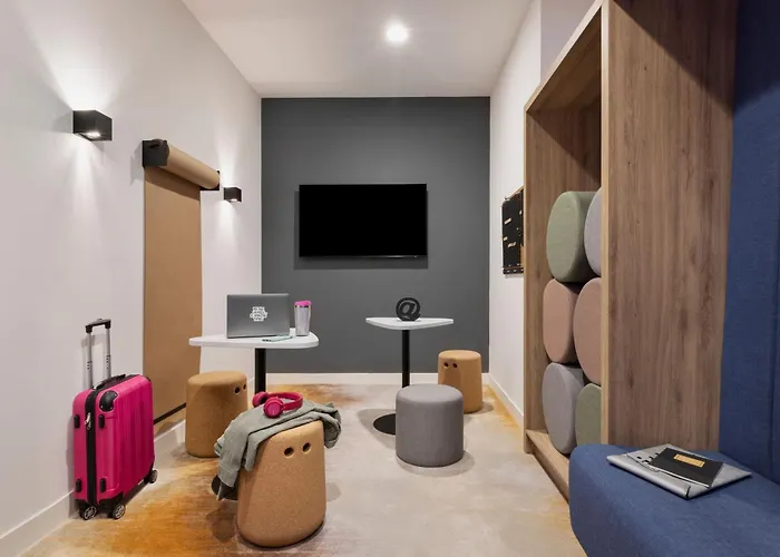 Moxy East Viena