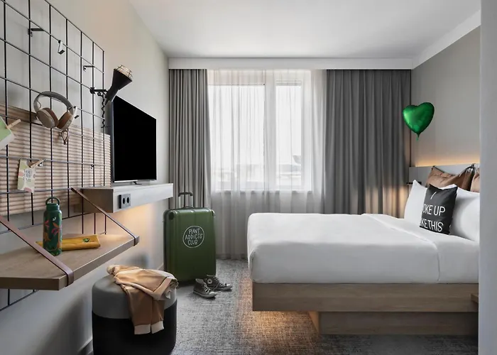 Moxy East Hotel