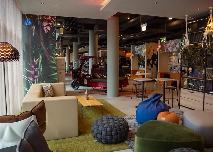 Moxy East Hotel