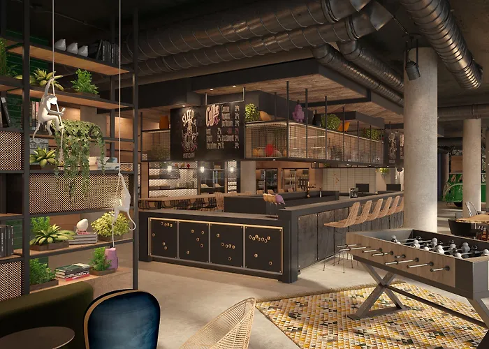 Moxy East