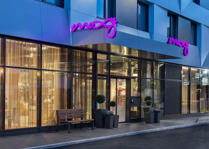 Moxy East